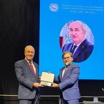 L'APM décerne son «Prix d'Excellence» au président de la République