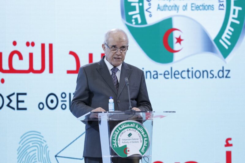 شرفي--