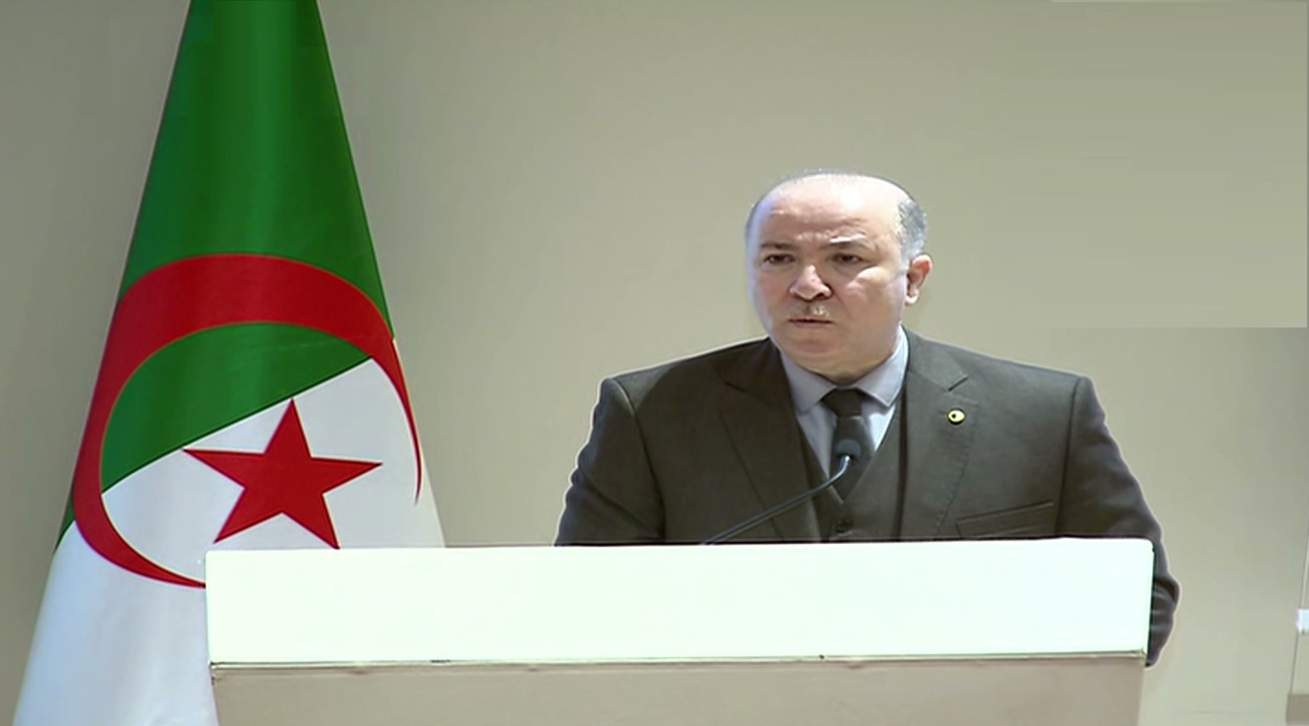 الوزير الأول