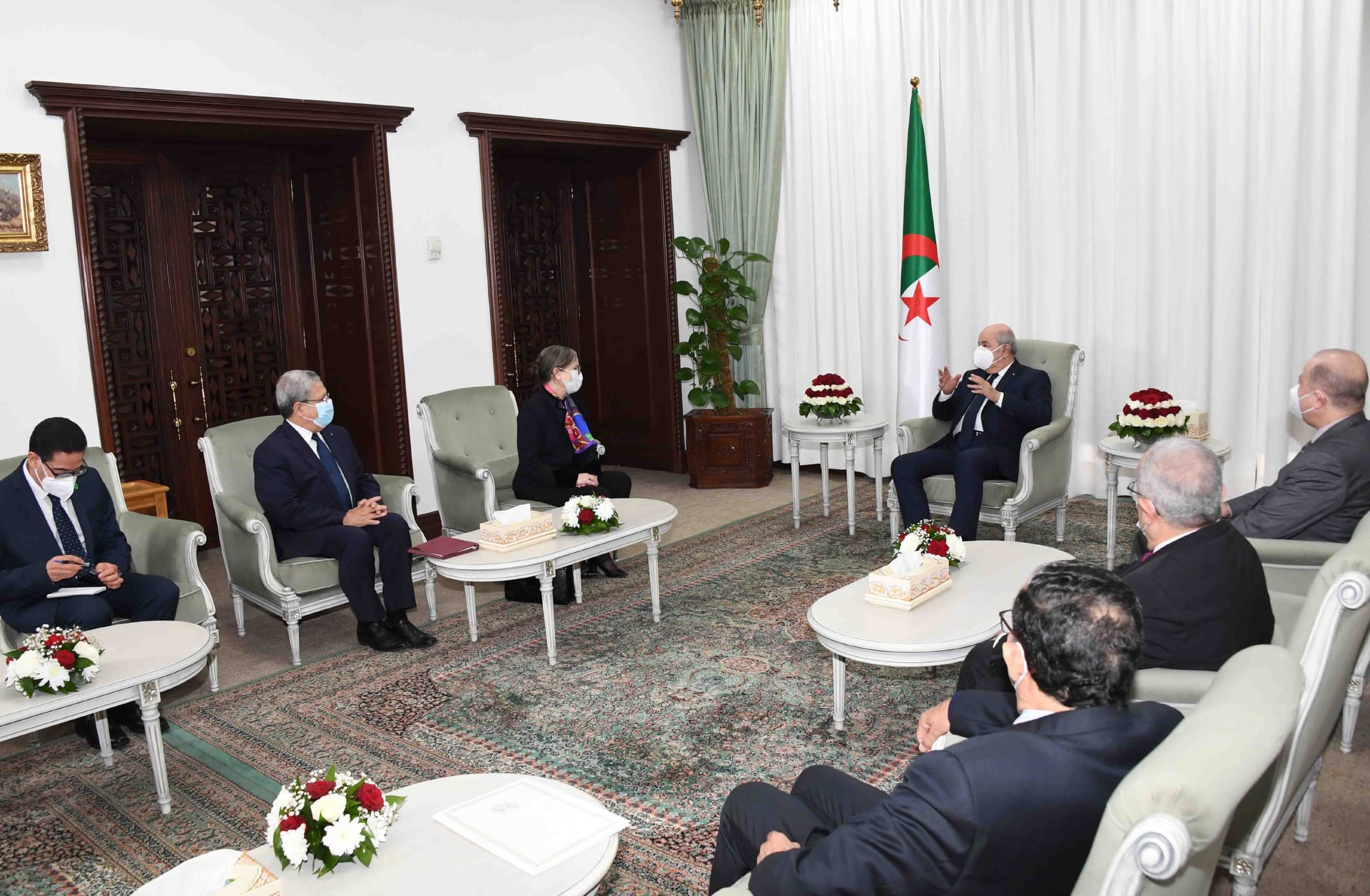 الرئيس تبون يستقبل رئيس الحكومة التونسية نجلاء بودن