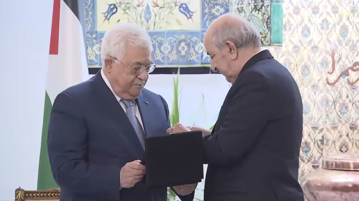 الرئيسان-تبون-عباس