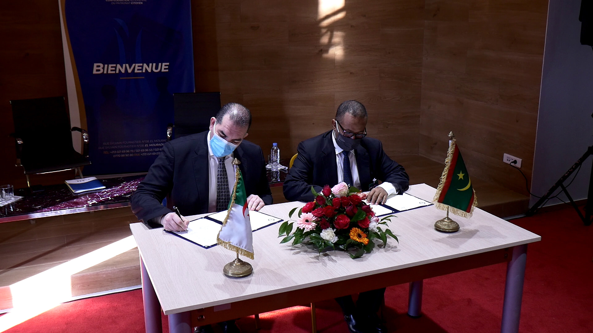 توقيع اتفاق لإنشاء مجلس للأعمال الجزائرية الموريتانية
