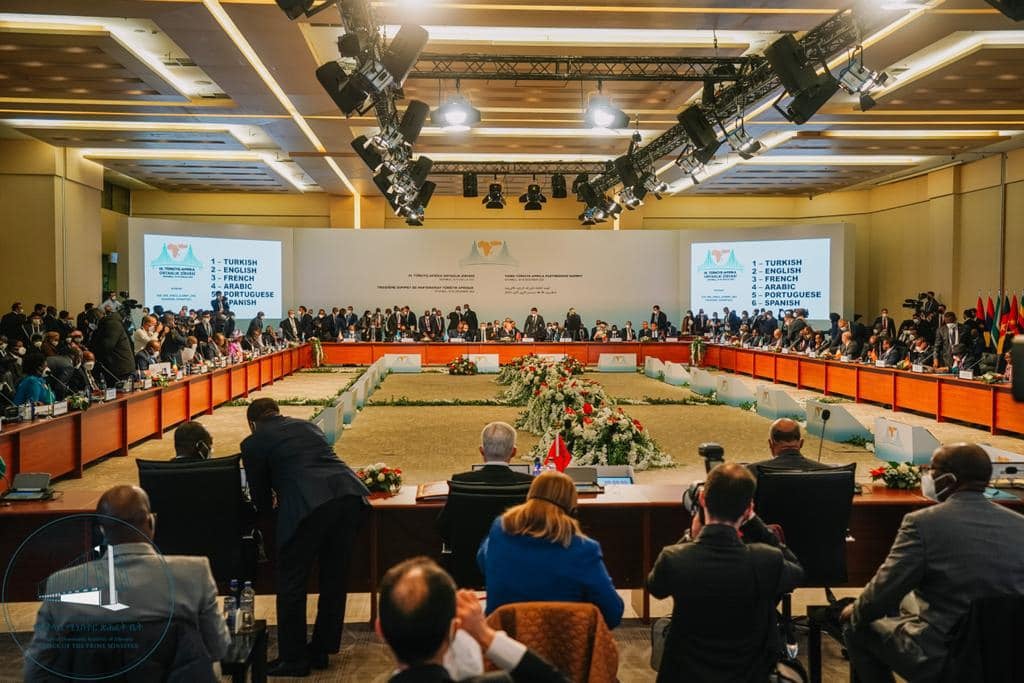 أيمن بن عبد الرحمان