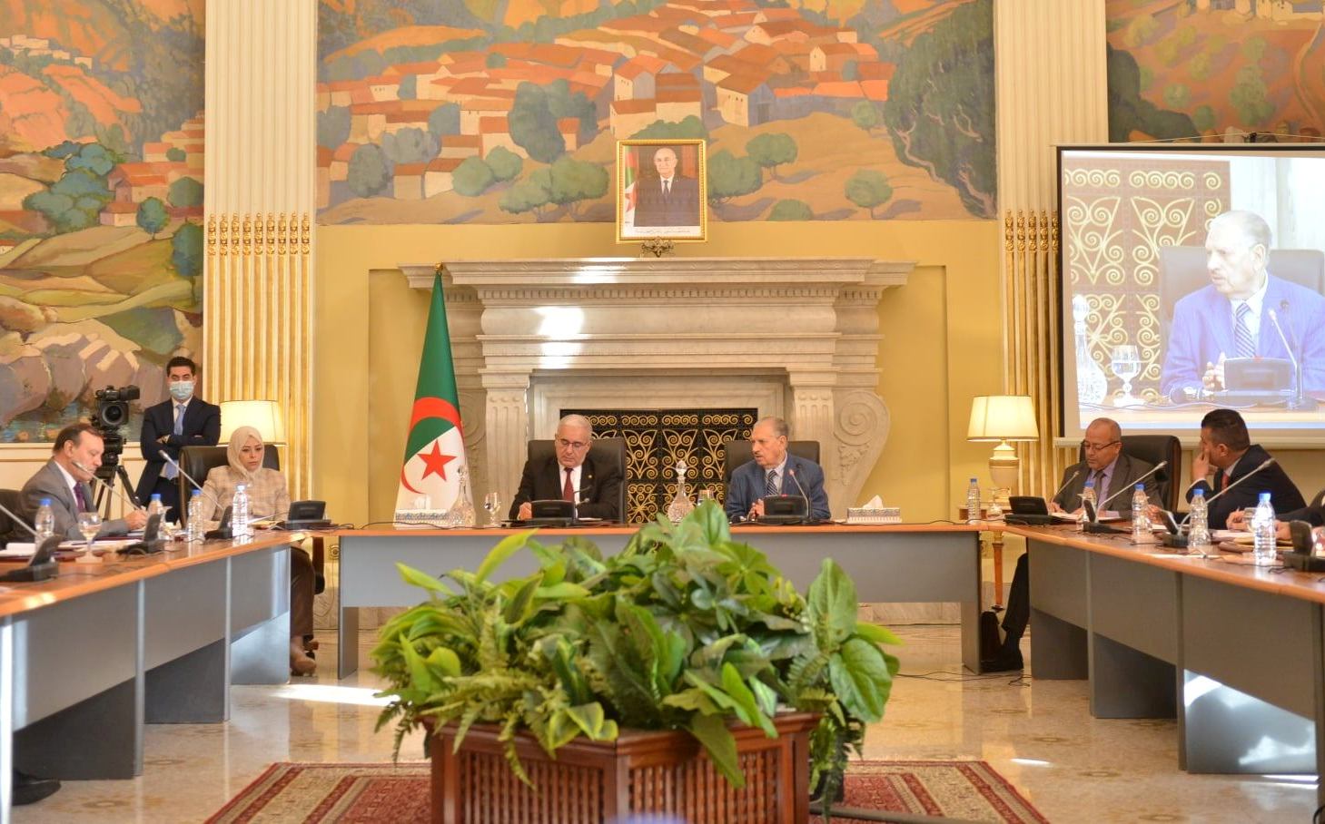 Lancement très prochain de la nouvelle chaîne parlementaire