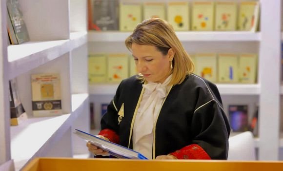 وزيرة الثقافة والفنون وفاء شعلال