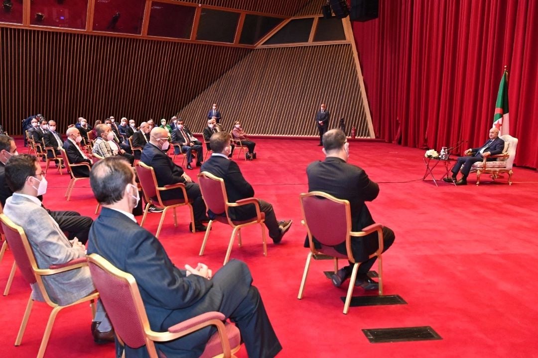 الرئيس تبون-الجالية الجزائرية بقطر