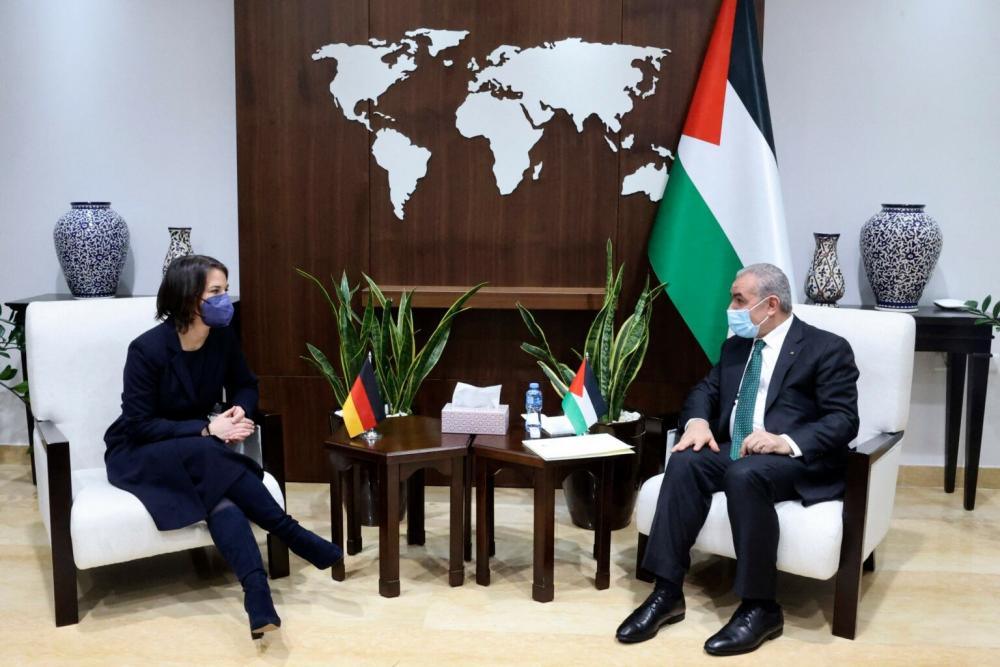 رئيس الوزراء الفلسطيني ووزيرة الخارجية الألمانية