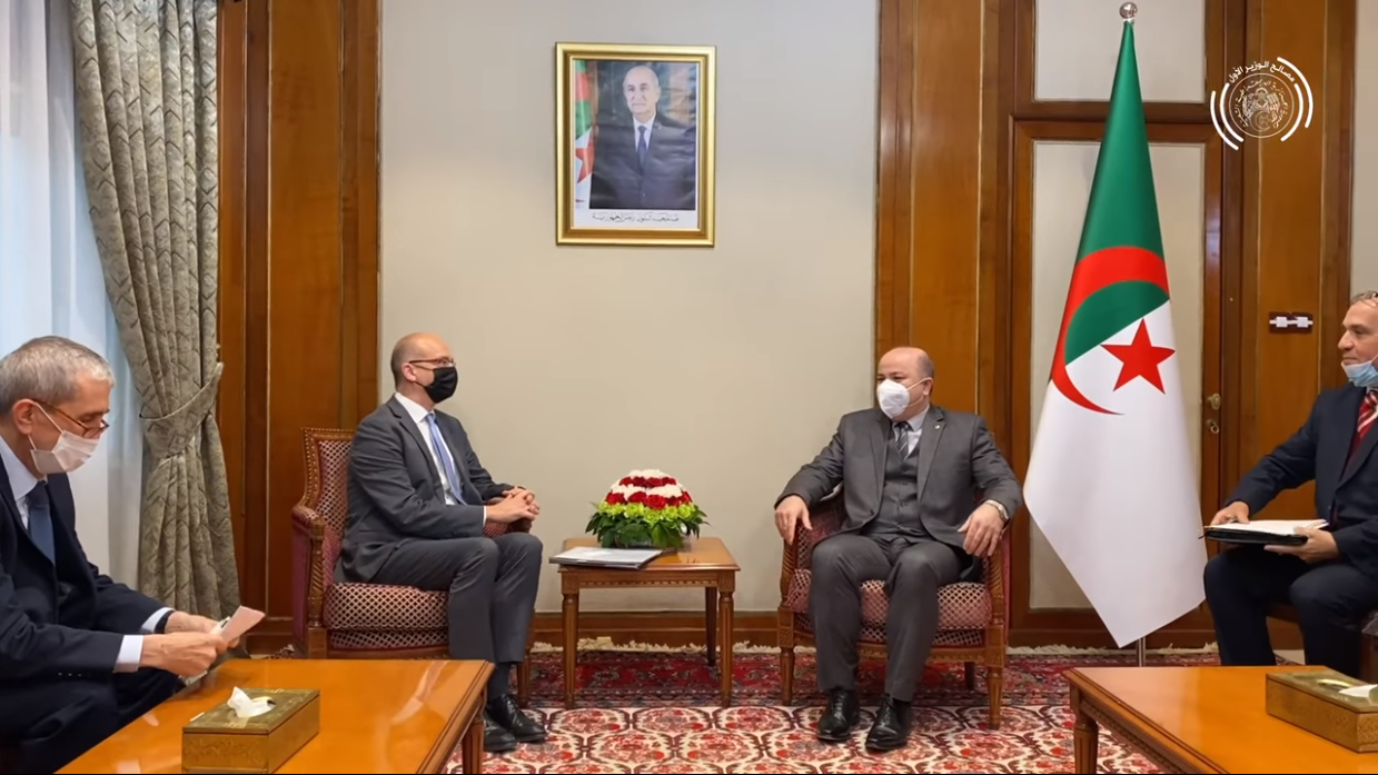 الوزير الأول -المدير الإقليمي للبنك الدولي في المغرب العربي ومالطا