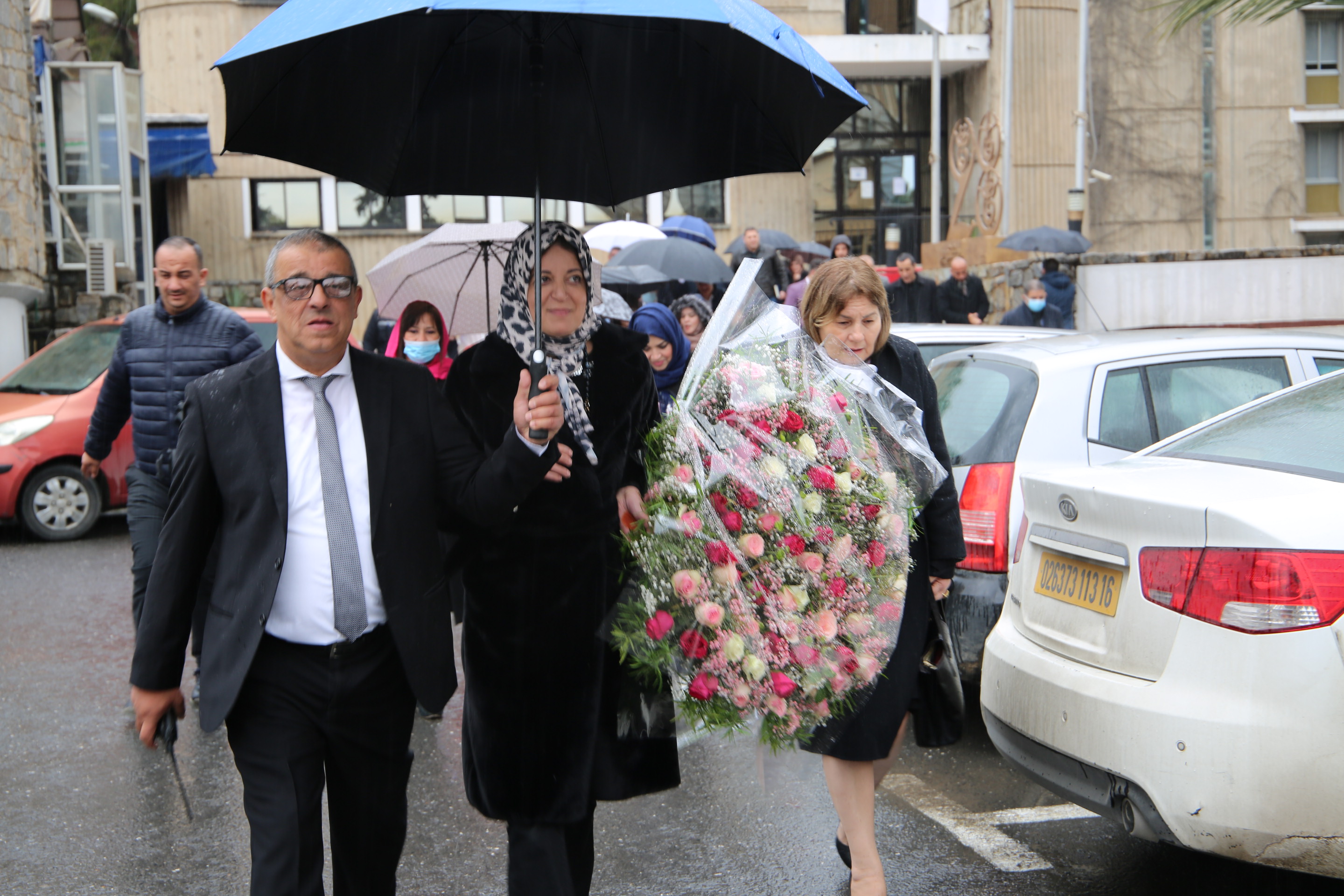 وقفة ترحم على شهداء تحطم طائرة بفييتنام