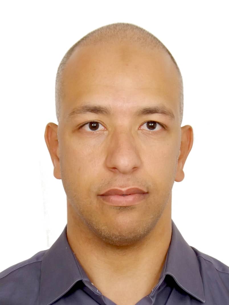 الدكتور لعور