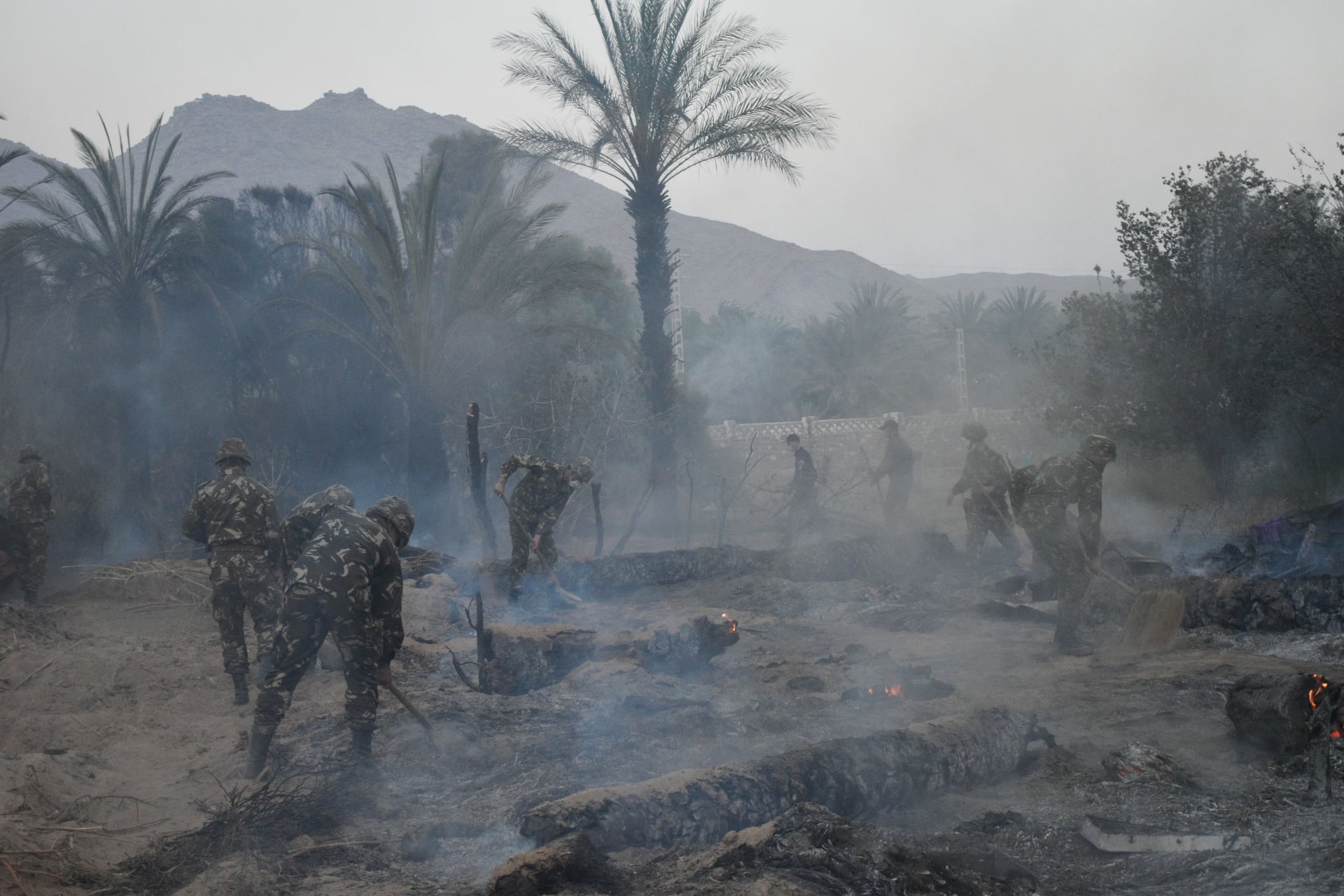 حرائق بمنطقة أجاهيـل بجانت