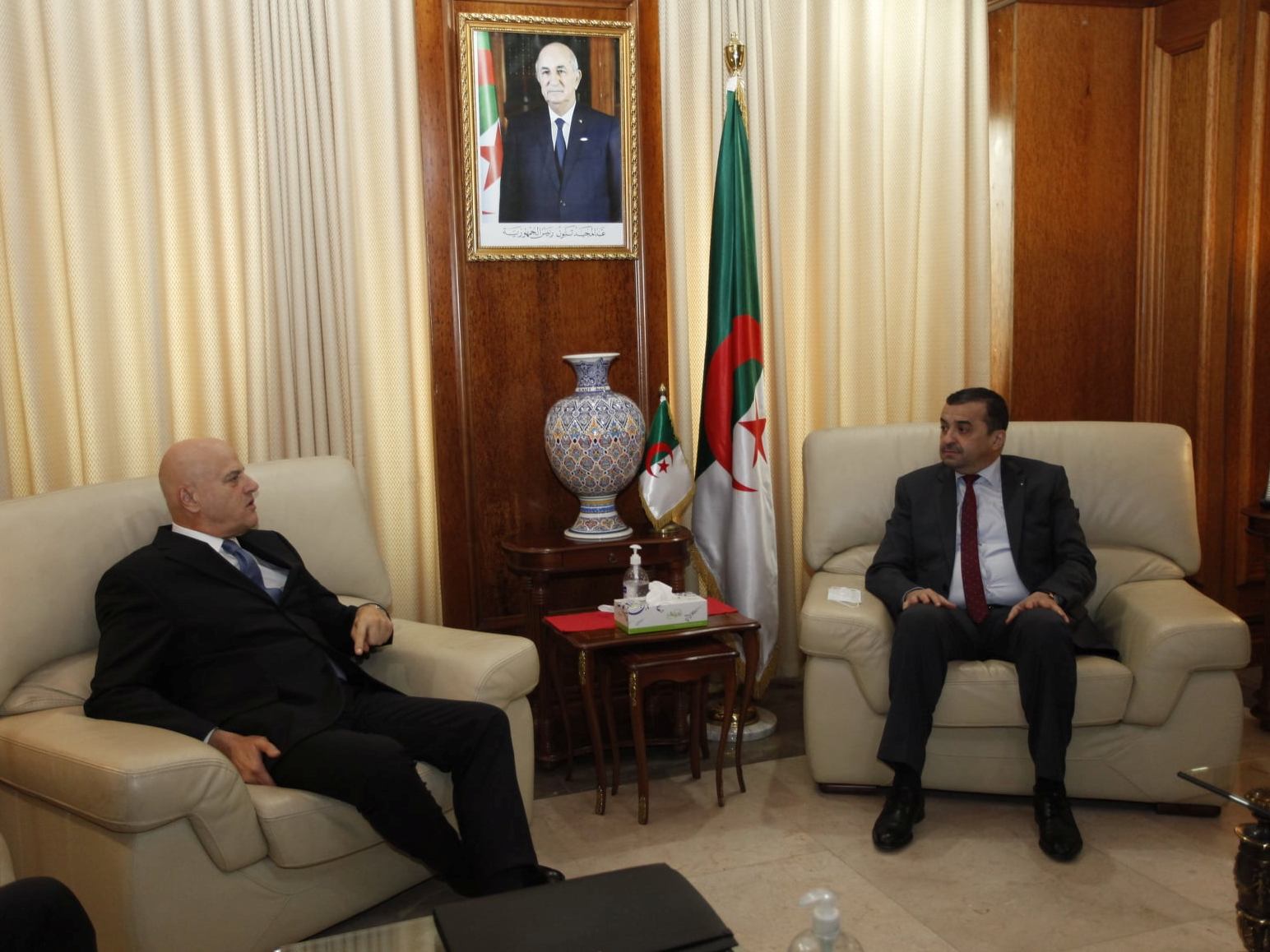 Mohamed Arkab en compagnie du PDG de ENI