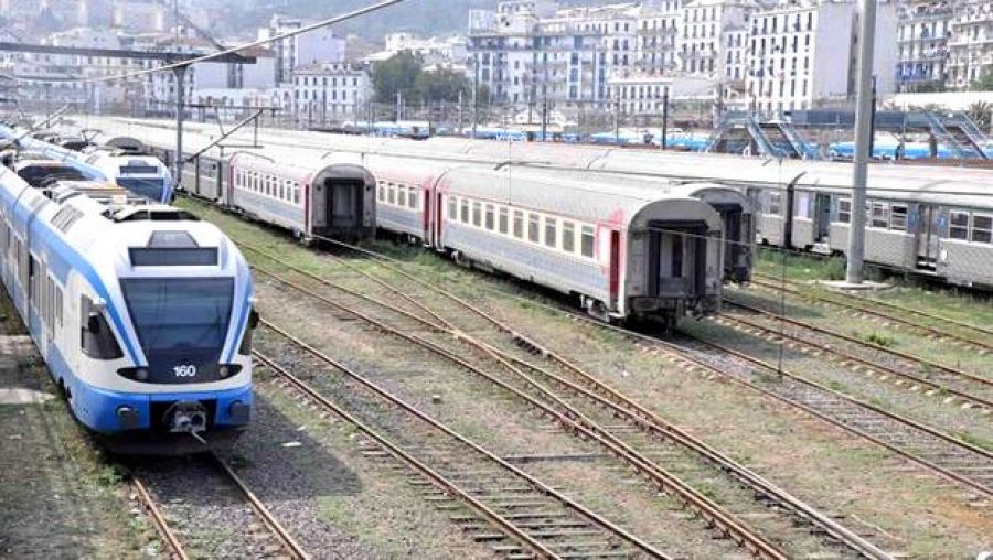 النقل بالسكك الحديدية