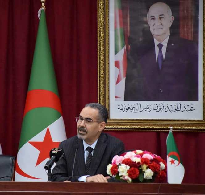 وزير الشباب والرياضة