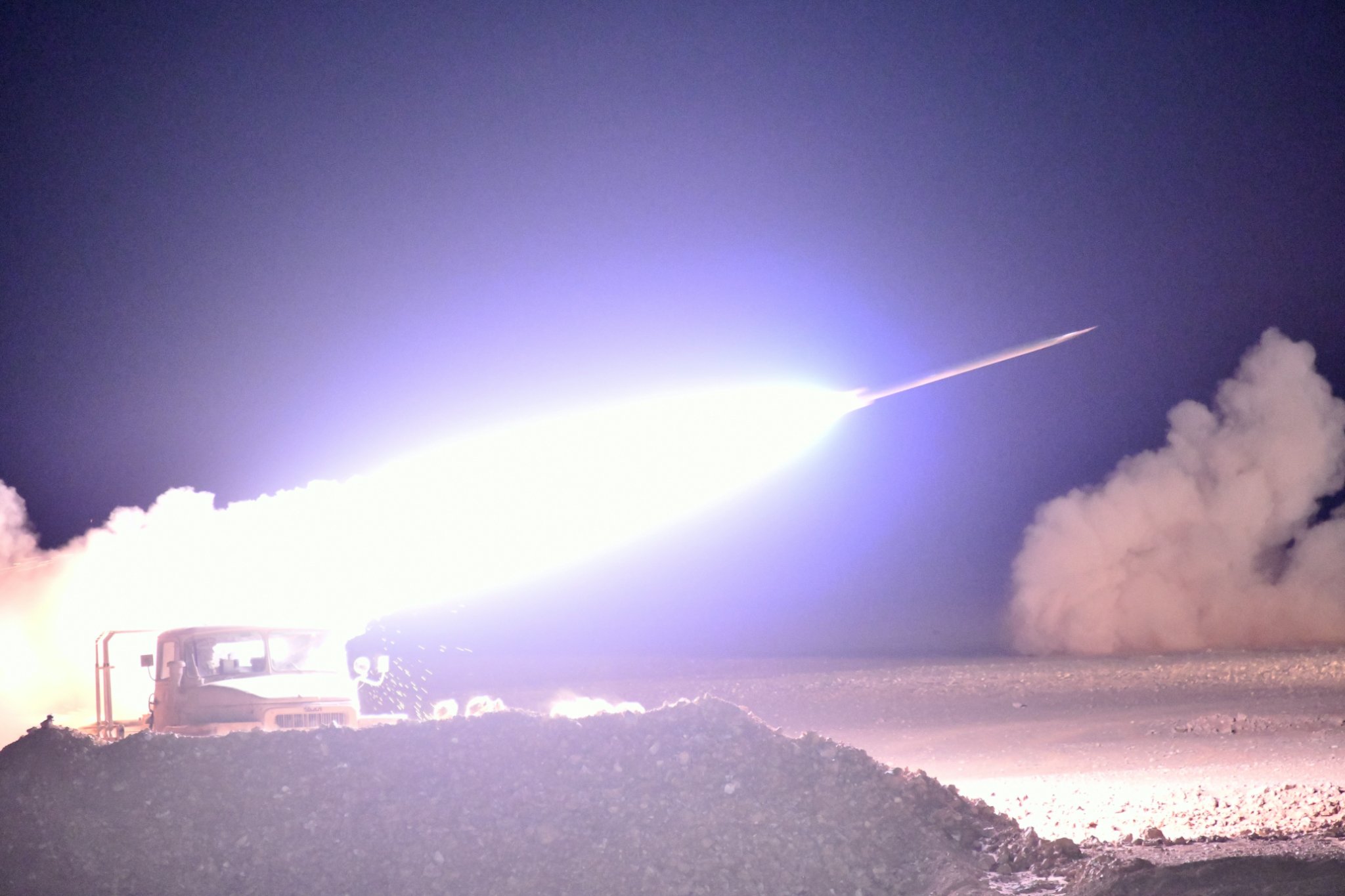 تمرين تكتيكي ليلي بالناحية العسكرية الثالثة