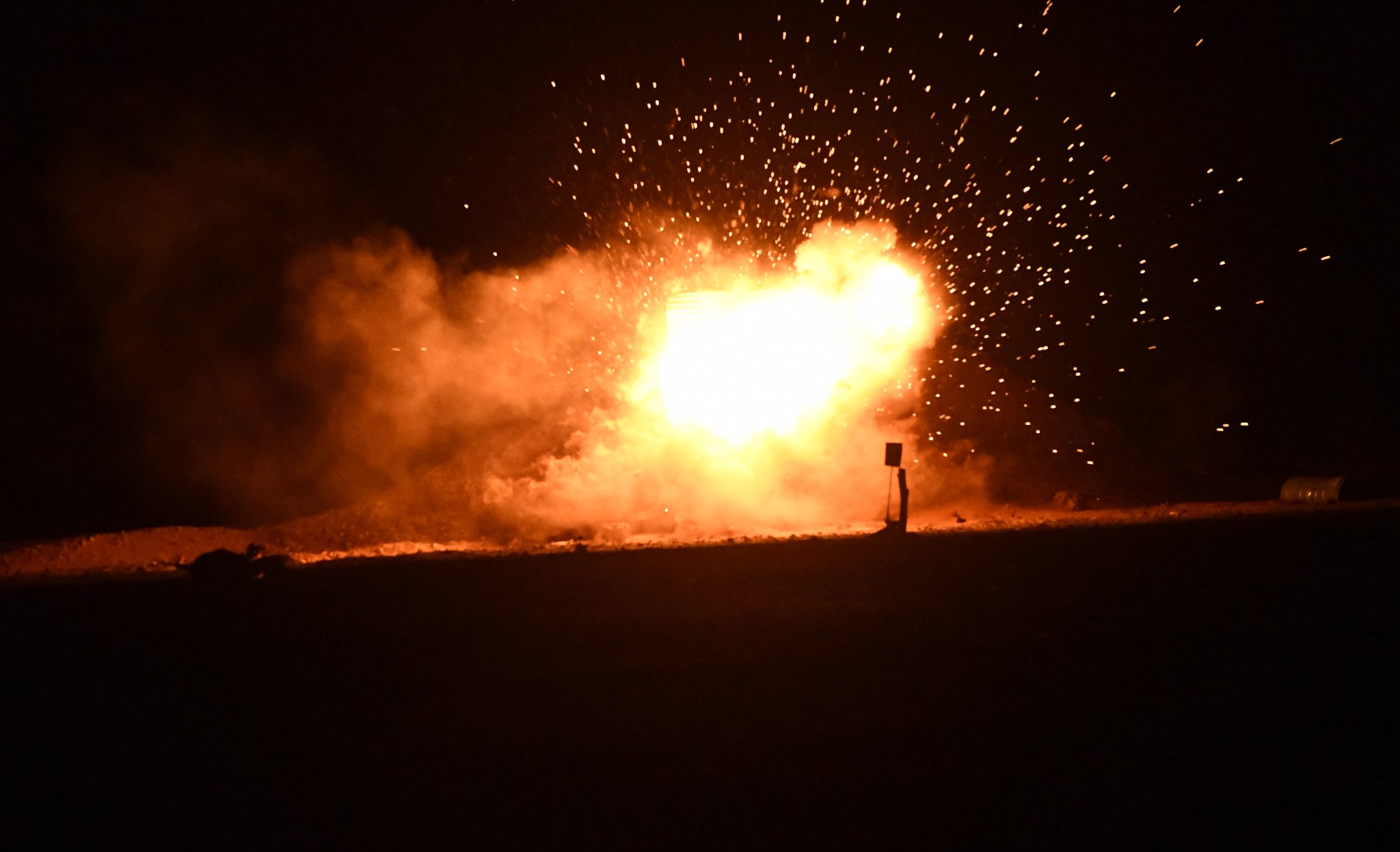 تمرين تكتيكي ليلي بالناحية العسكرية الثالثة