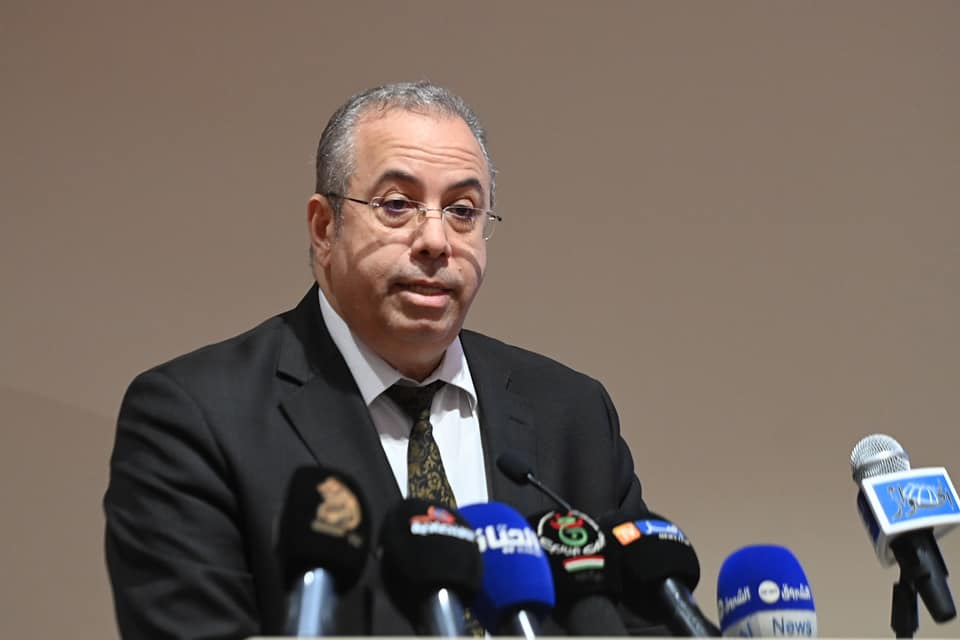 وزير الصناعة