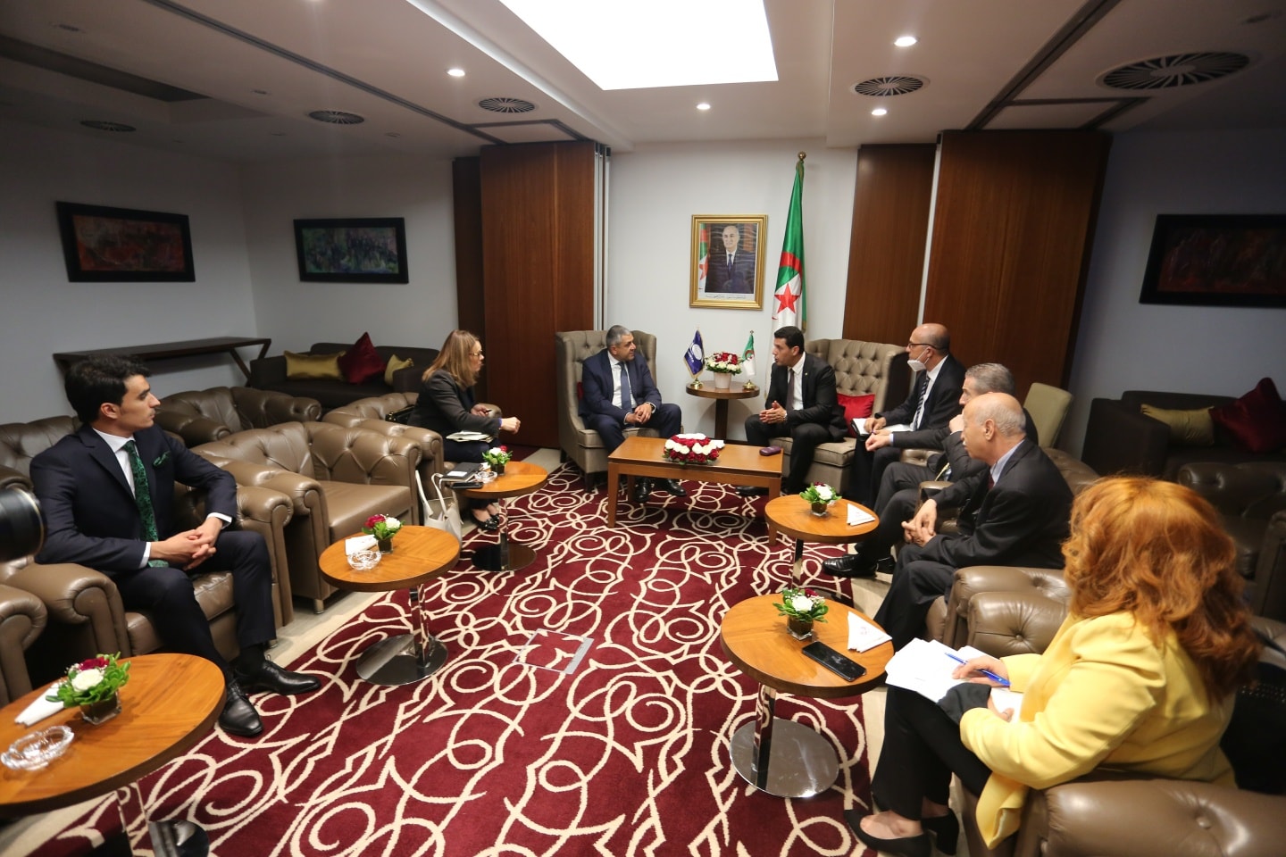 جلسة عمل جمعت وزير السياحة بالأمين العام للمنظمة العالمية للسياحة