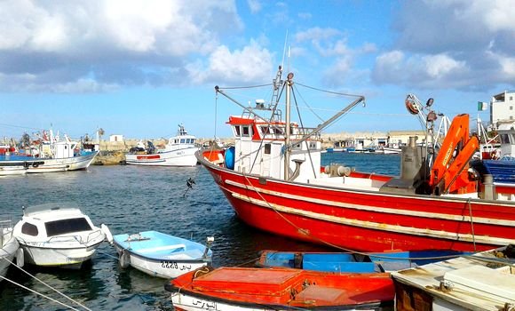 موانئ الجزائر