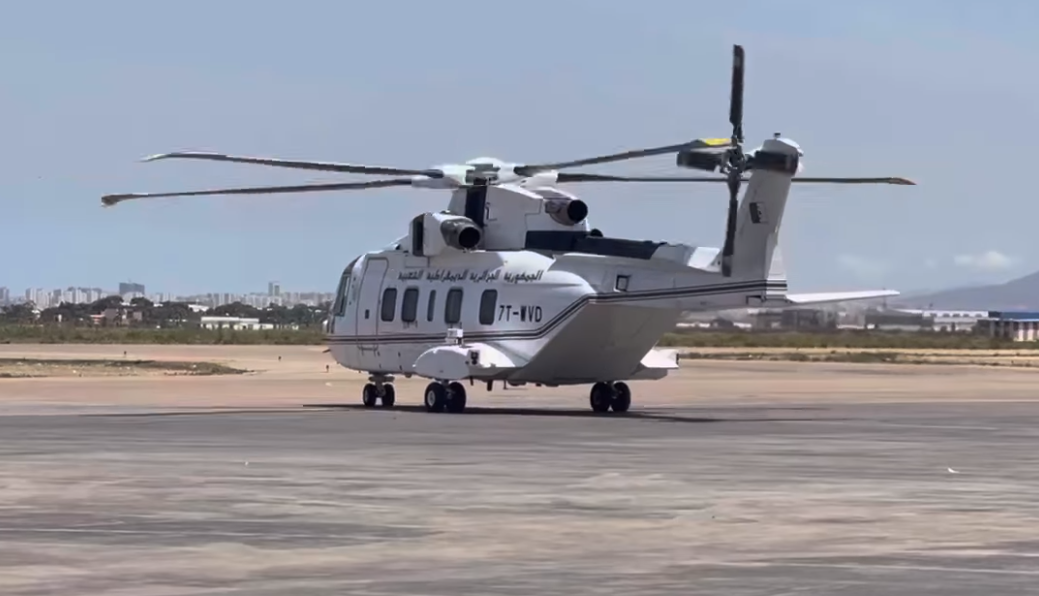 Président à Oran.23.06.2022