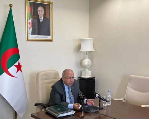 رمطان لعمامرة