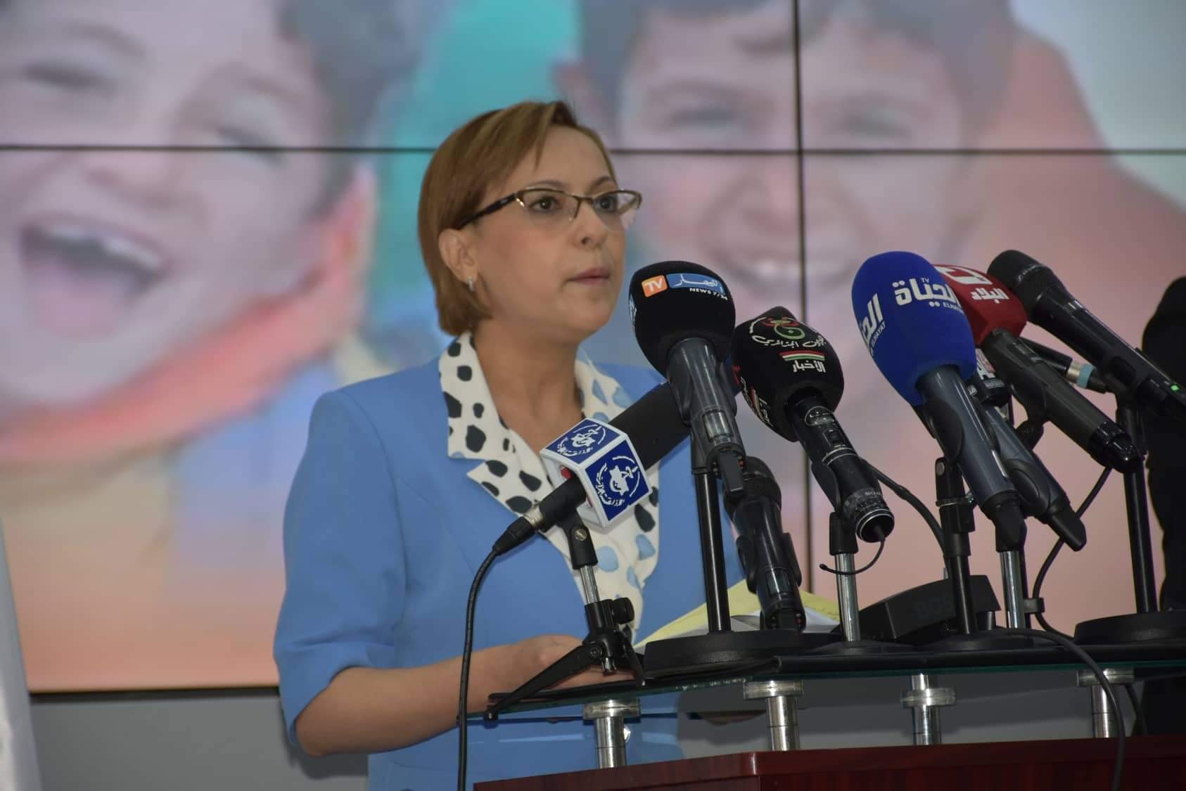 la_ministre_de_la_solidarite_1.jpg