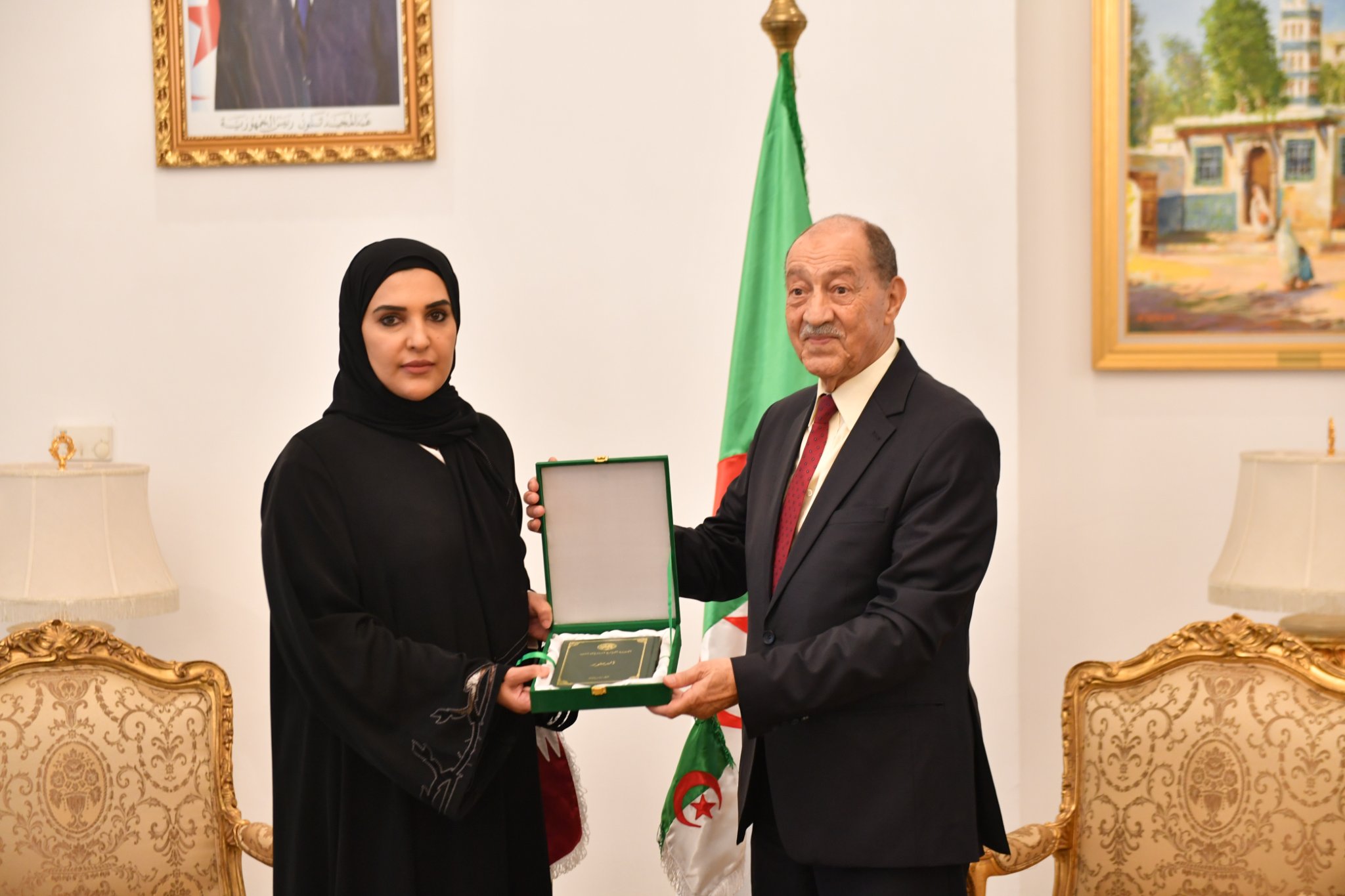 رئيس المحكمة الدستورية يستقبل رئيسة اللجنة الوطنية لحقوق الإنسان