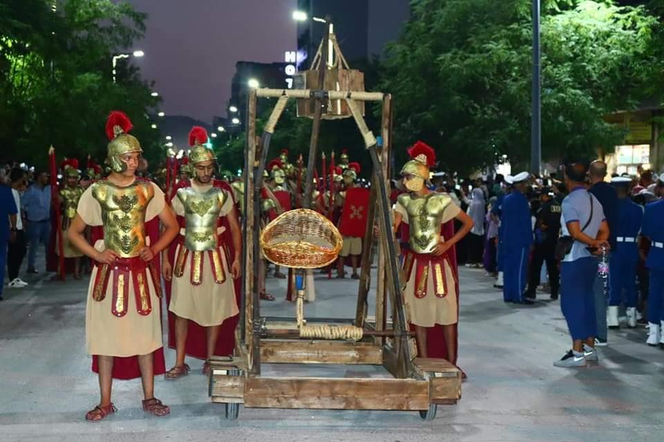 الاستعراض الفني المنظم بمناسبة المهرجان الثقافي الدولي تيمقاد.