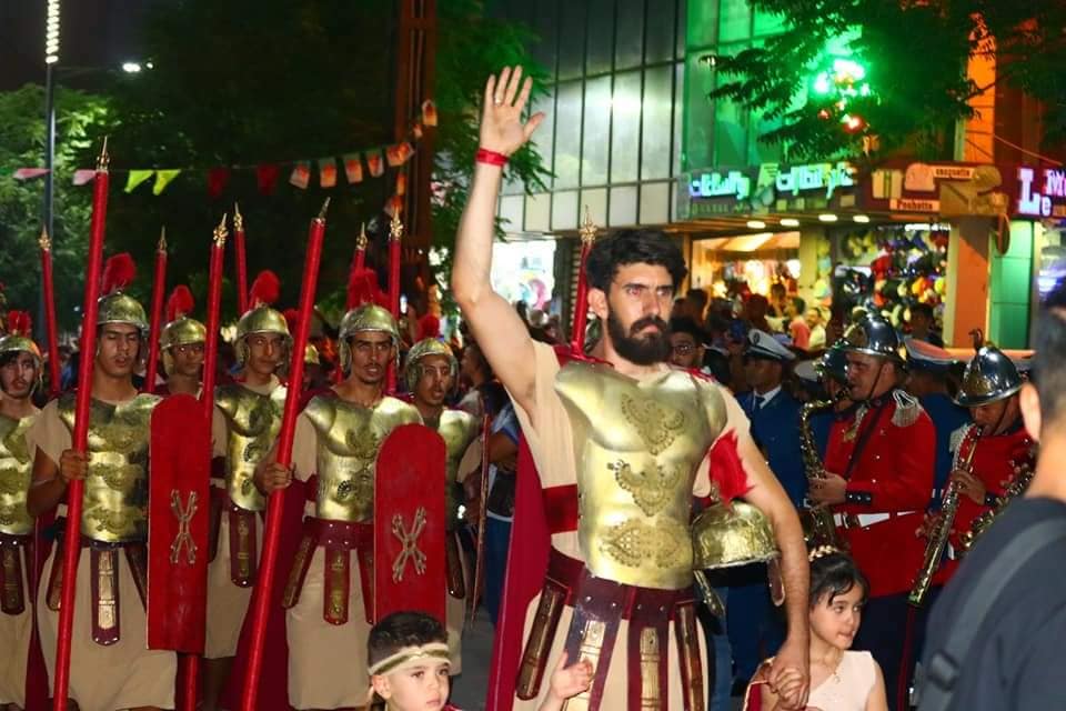 الاستعراض الفني المنظم بمناسبة المهرجان الثقافي الدولي تيمقاد.