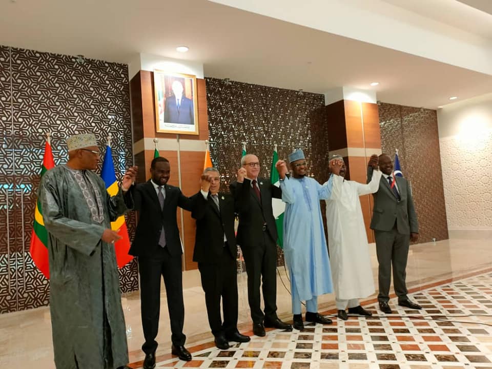 لقاء الجزائر