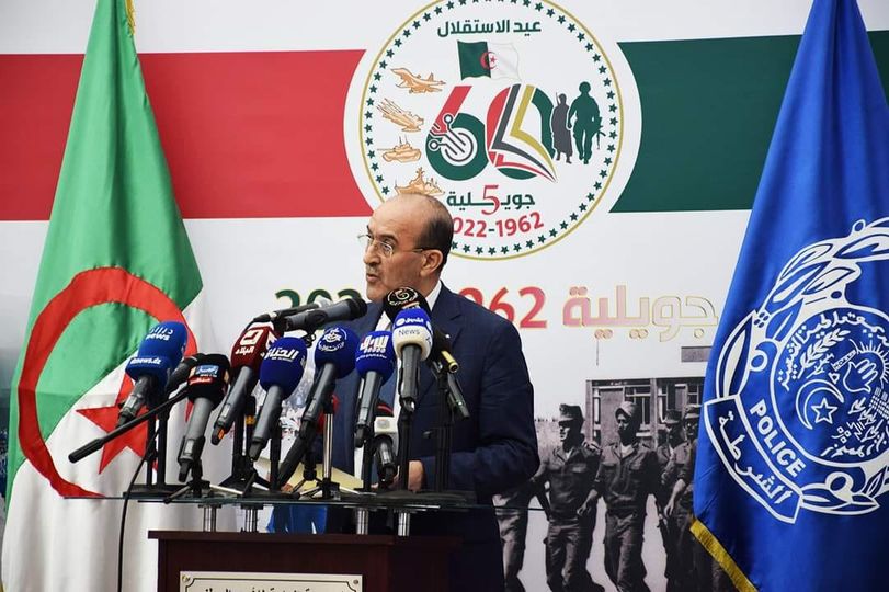وزير الداخلية يشيد بمسار التطور والاحترافية الذي بلغته الشرطة الجزائرية