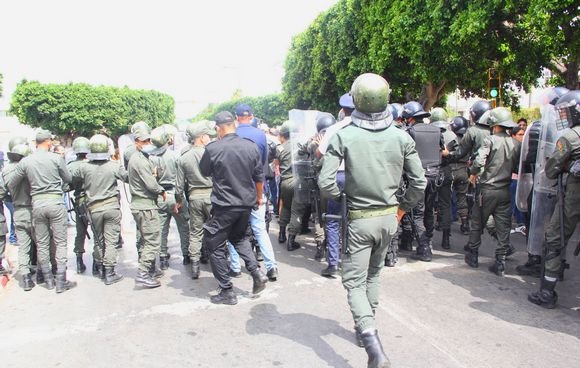 قمع مظاهرات بالرباط