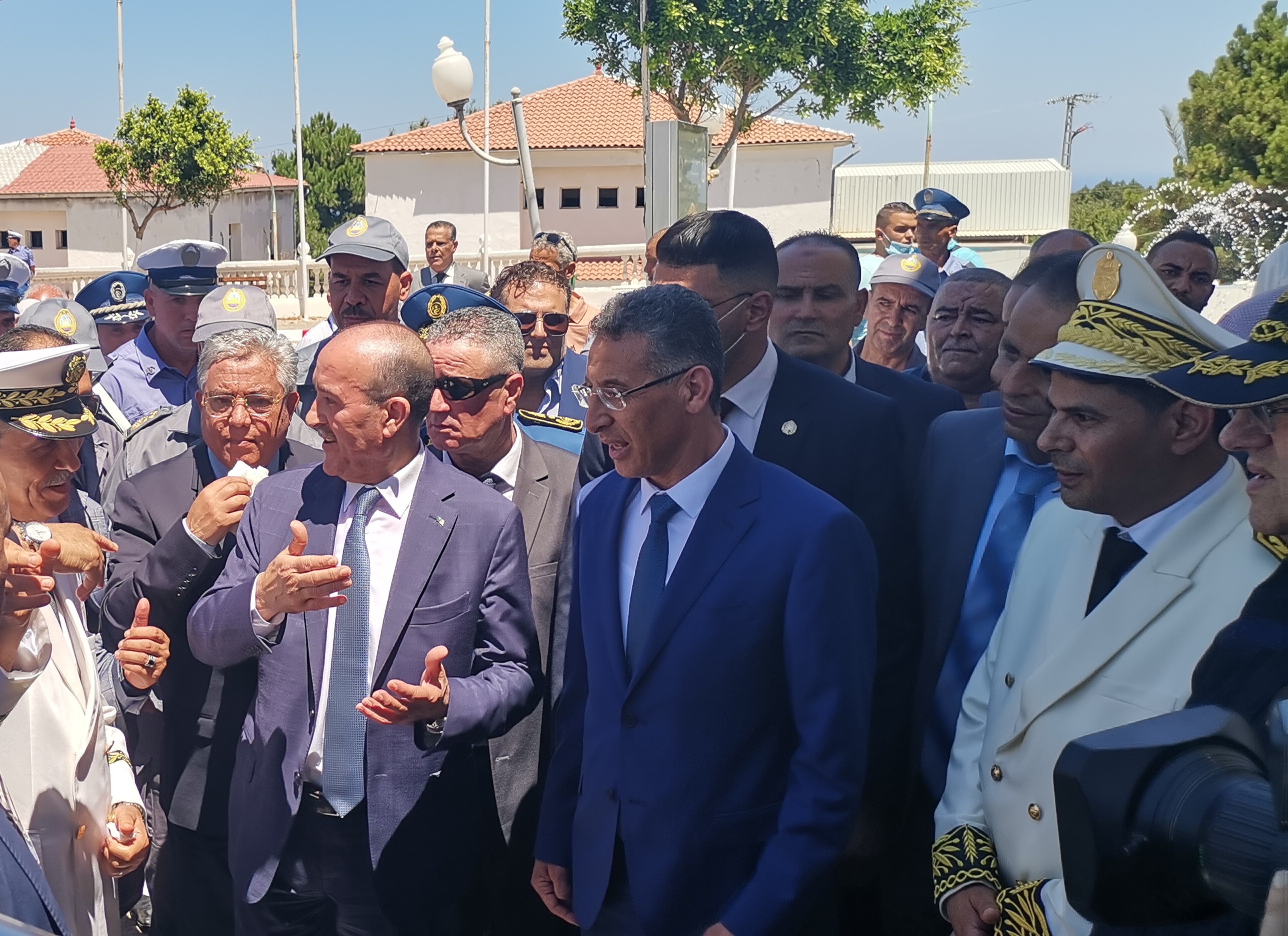 جولة وزيري الداخلية الجزائري والتونسي في الطارف