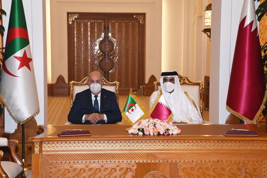 رئيس الجمهورية يتلقى مكالمة هاتفية من أخيه أمير دولة قطر