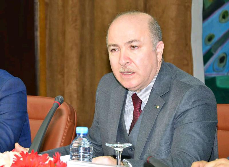 الوزير الأول أيمن بن عبد الرحمان