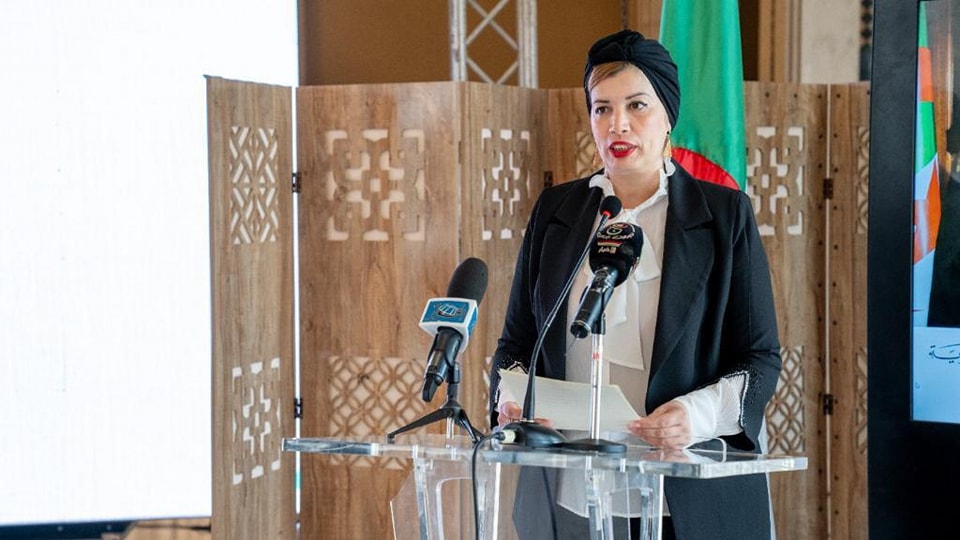 وزيرة الثقافة والفنون صورية مولوجي