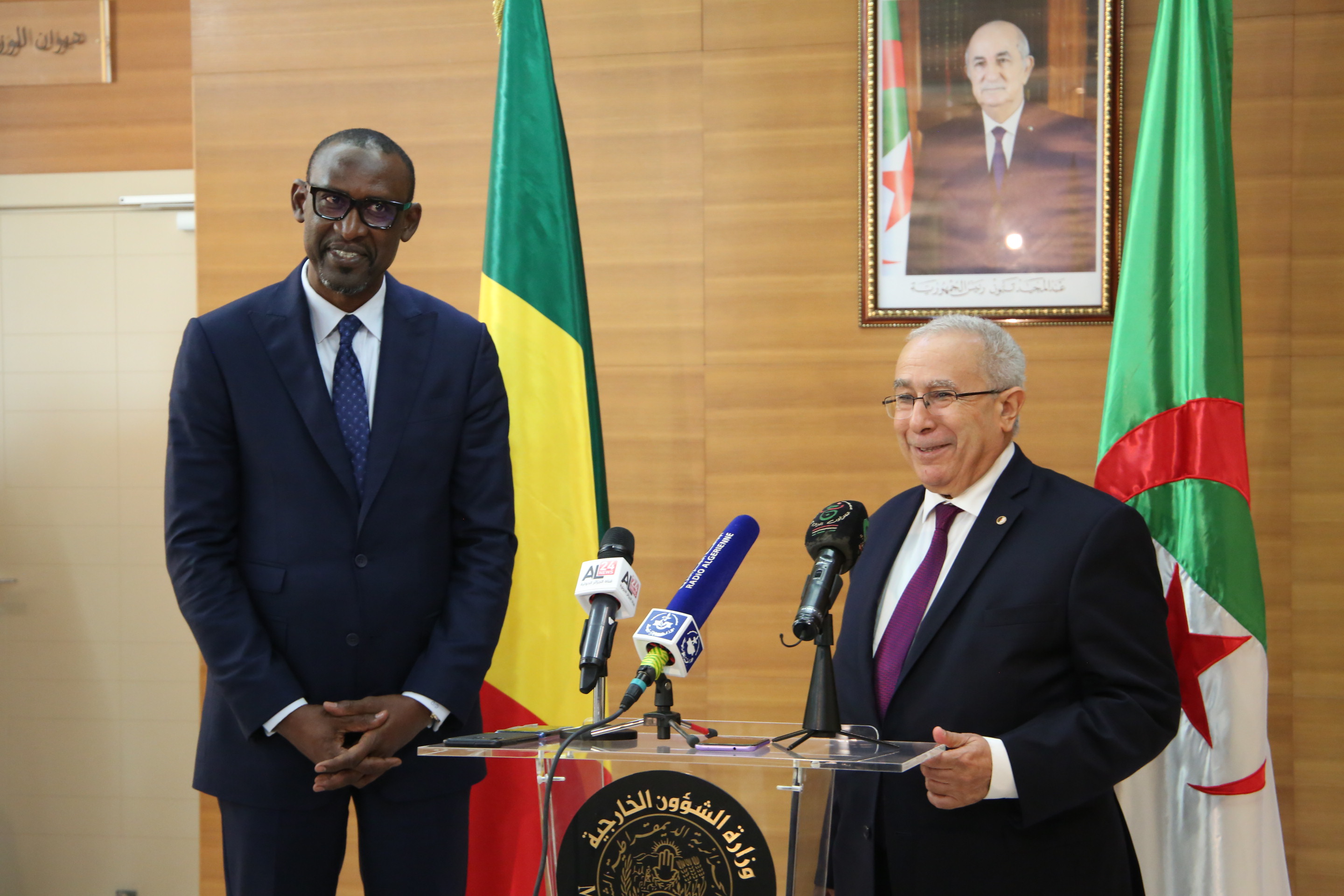 جانب من ندوة لعمامرة وديوب