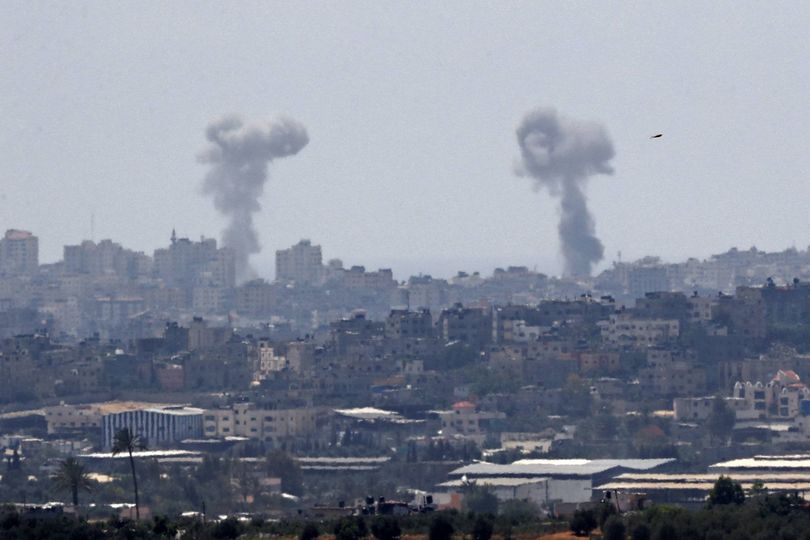 طائرات الاحتلال الصهيوني تقصف مواقع في غزة وتعتقل 5 فلسطينيين بجنين