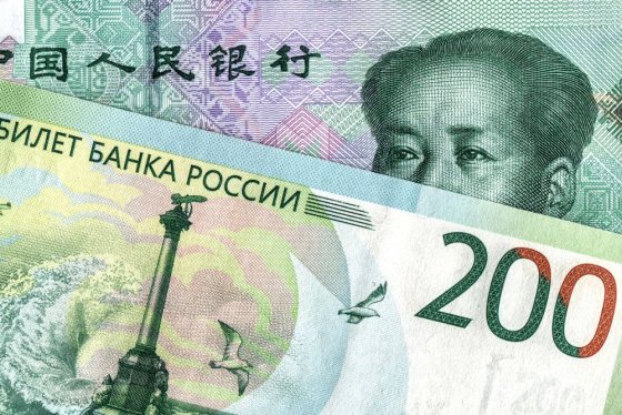 rouble-yuan.jpg