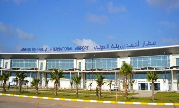 مطار أحمد بن بلة الدولي