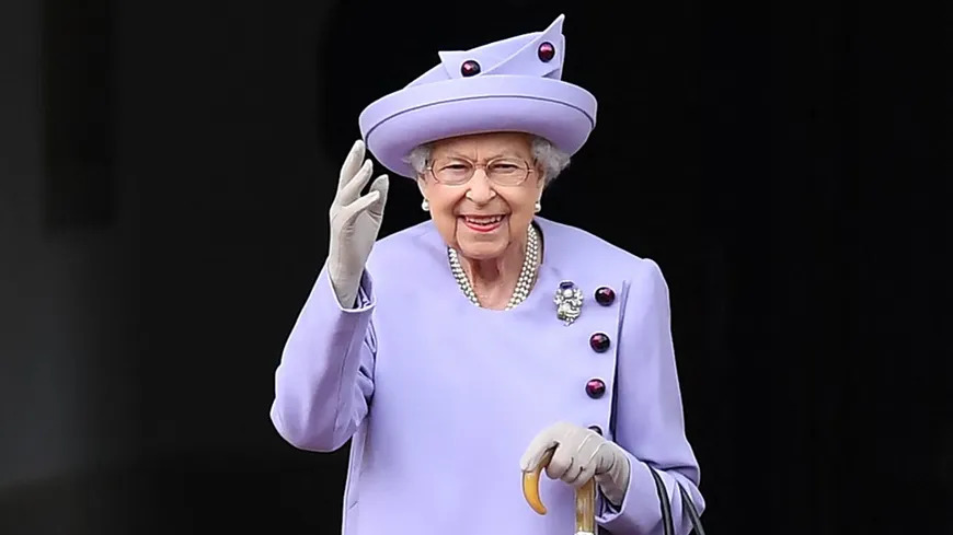 la-reine-elizabeth.jpeg