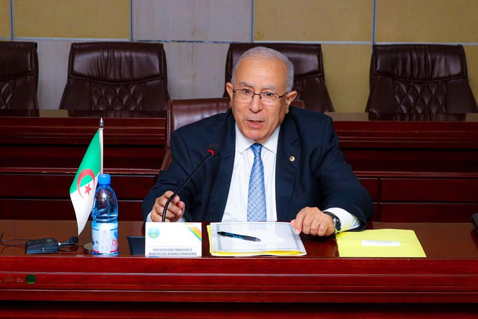 رمطان لعمامرة وزير الشؤون الخارجية والجالية الوطنية بالخارج