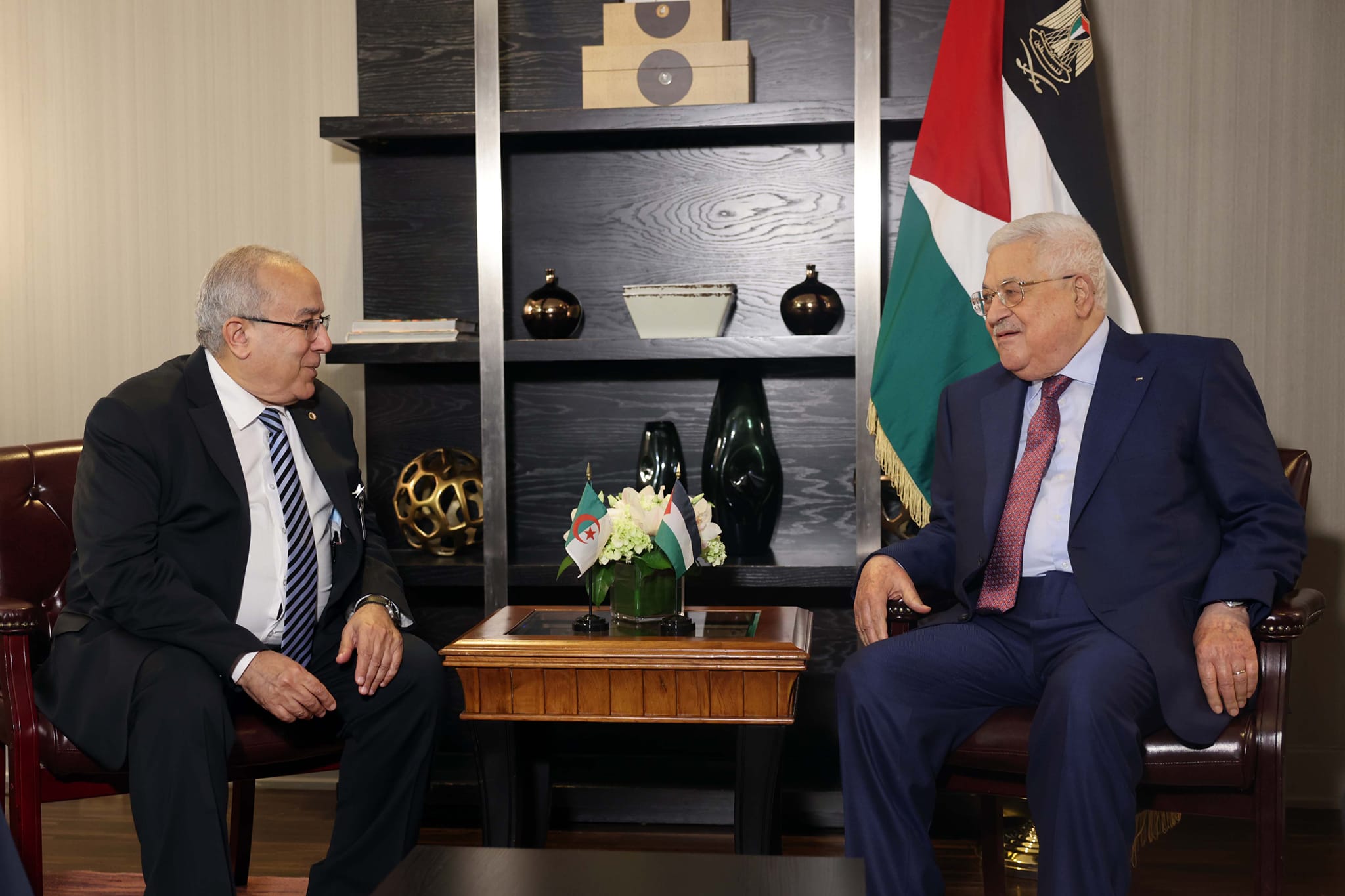 رمطان لعمامرة-محمود عباس