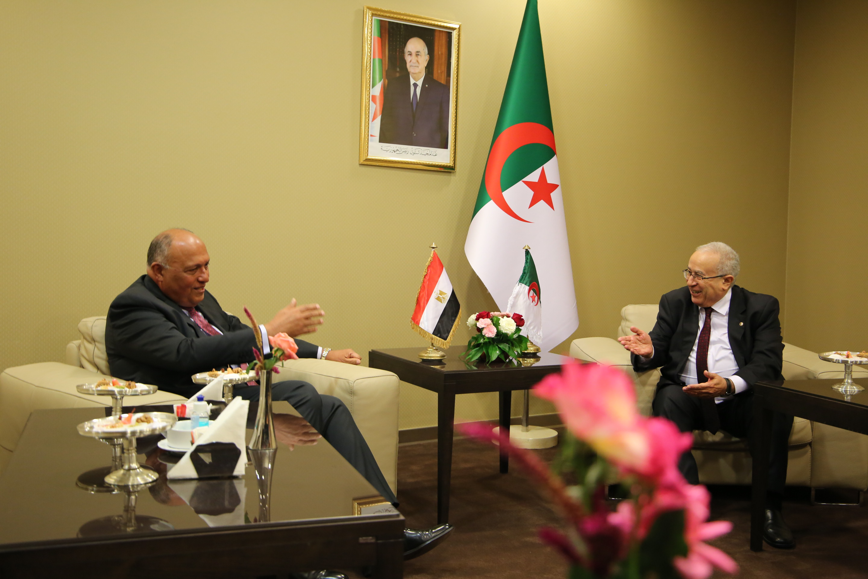 لعمامرة مستقبلاً سامح شكري