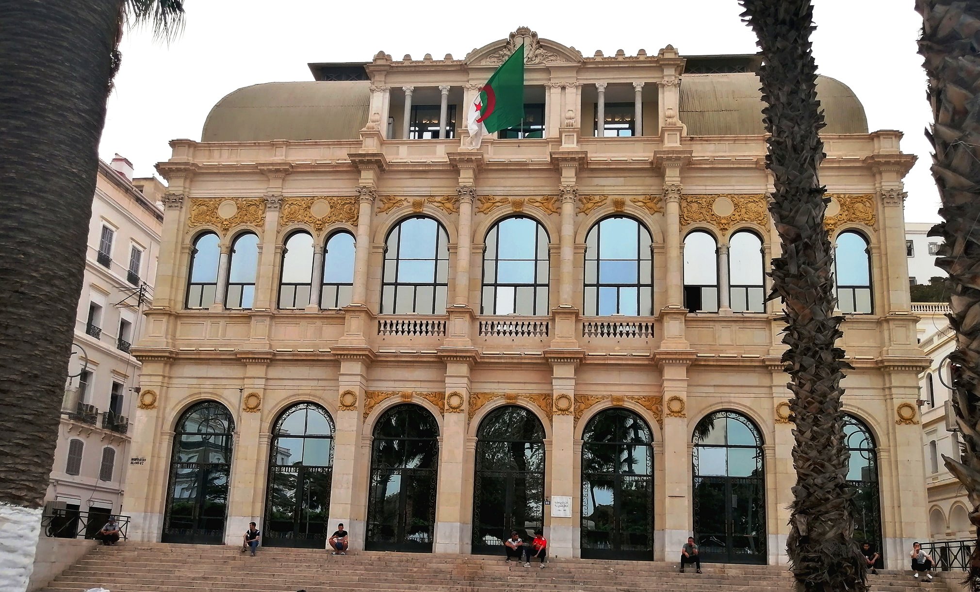 المسرح الوطني الجزائري