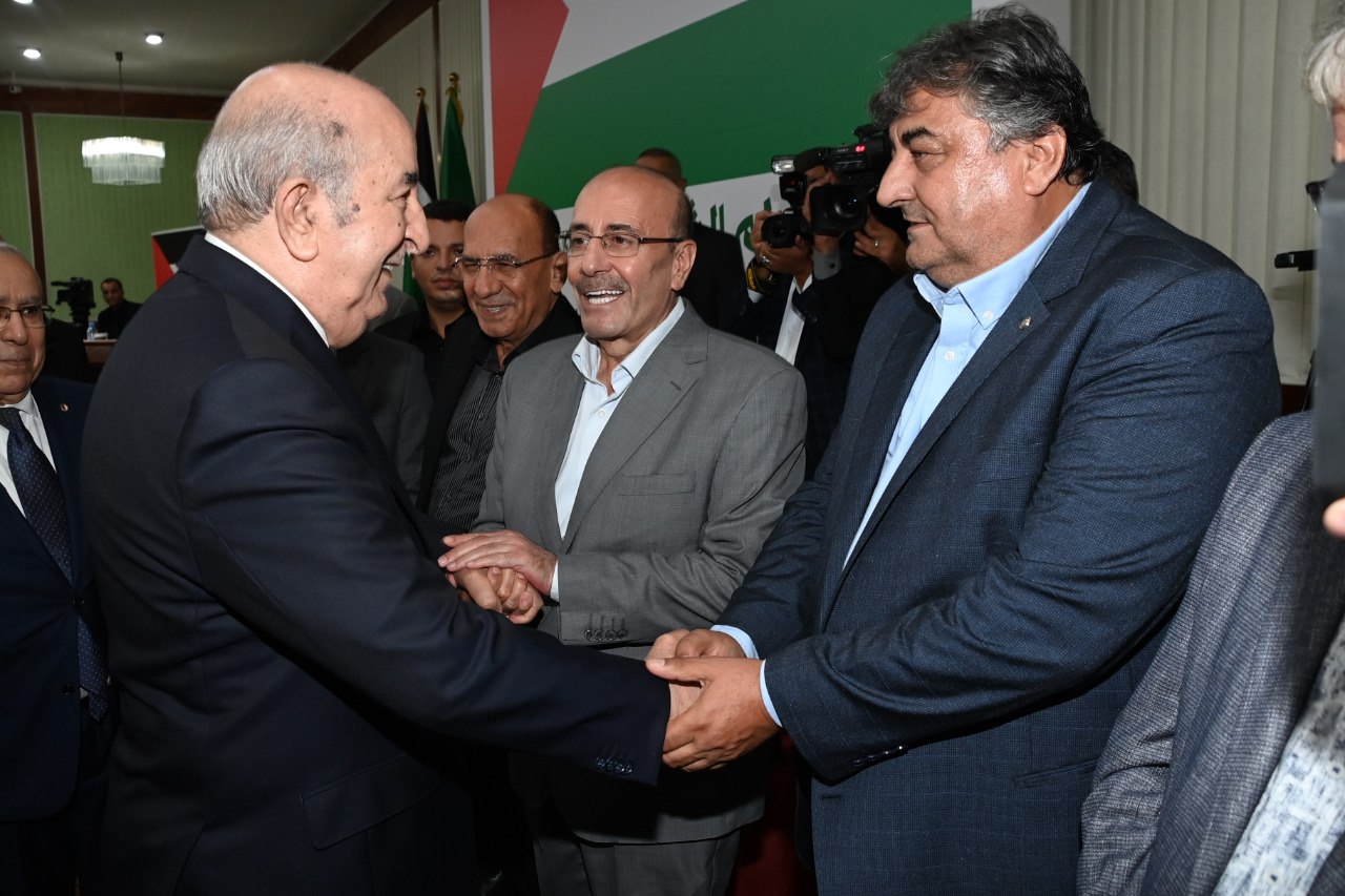 الجزائر فلسطين