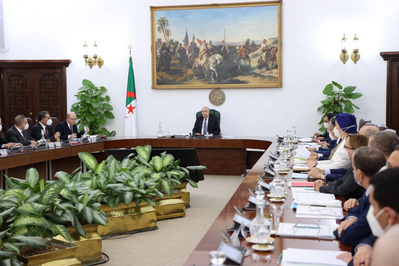 مجلس الوزراء