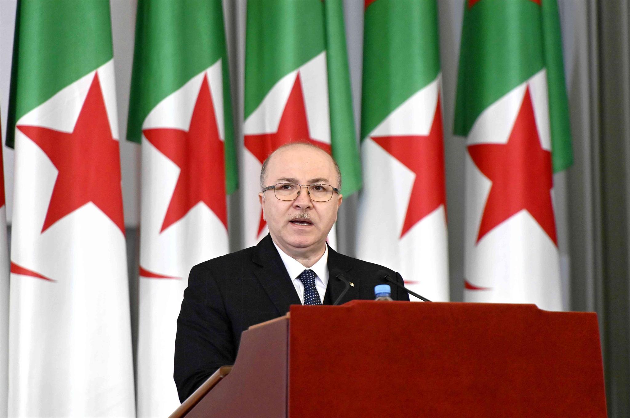 الوزير الأول : الجلسات الوطنية للمجتمع المدني