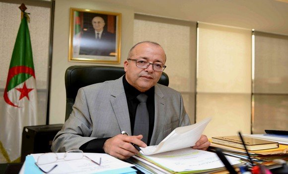 وزير الإتصال