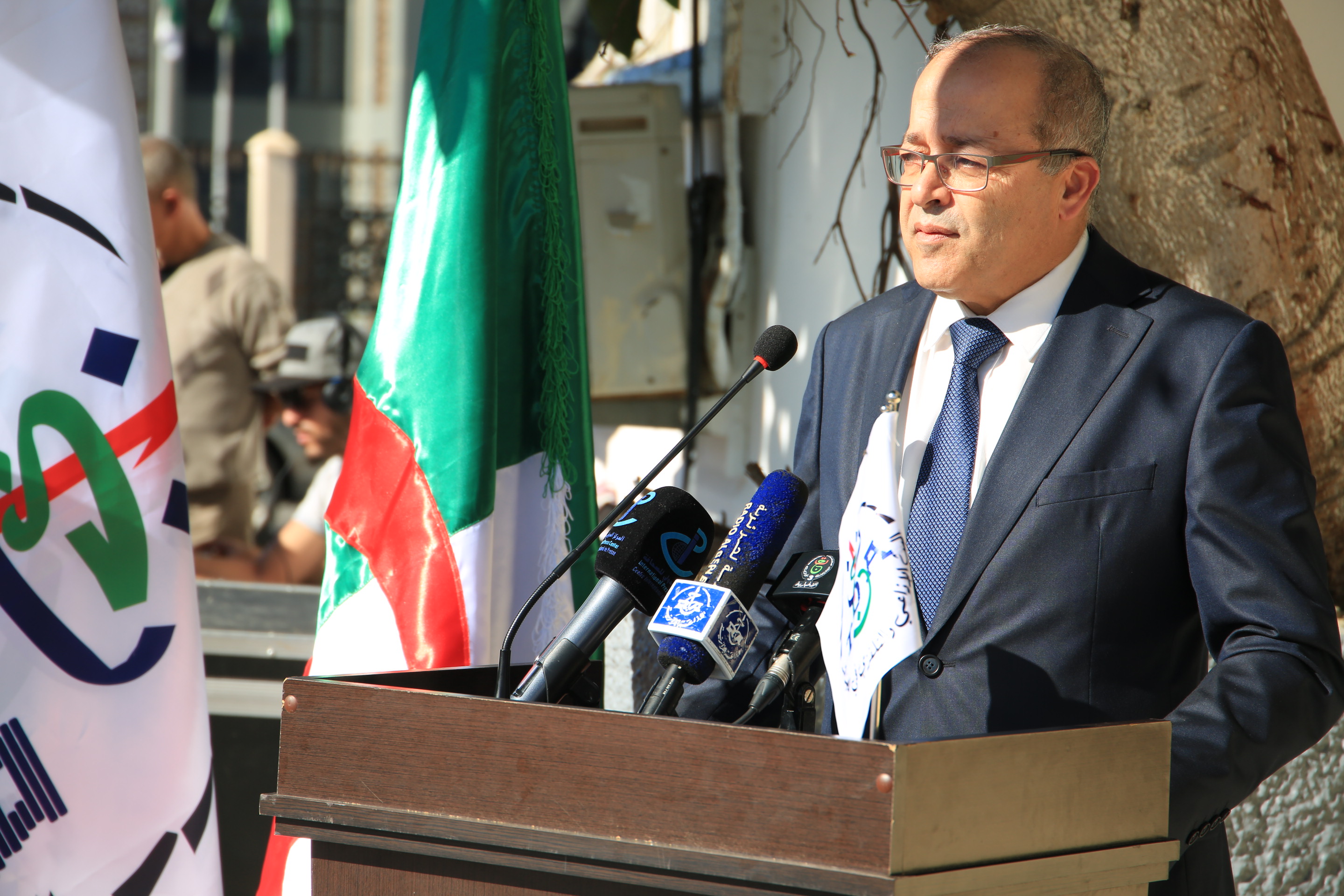 وزير الإتصال